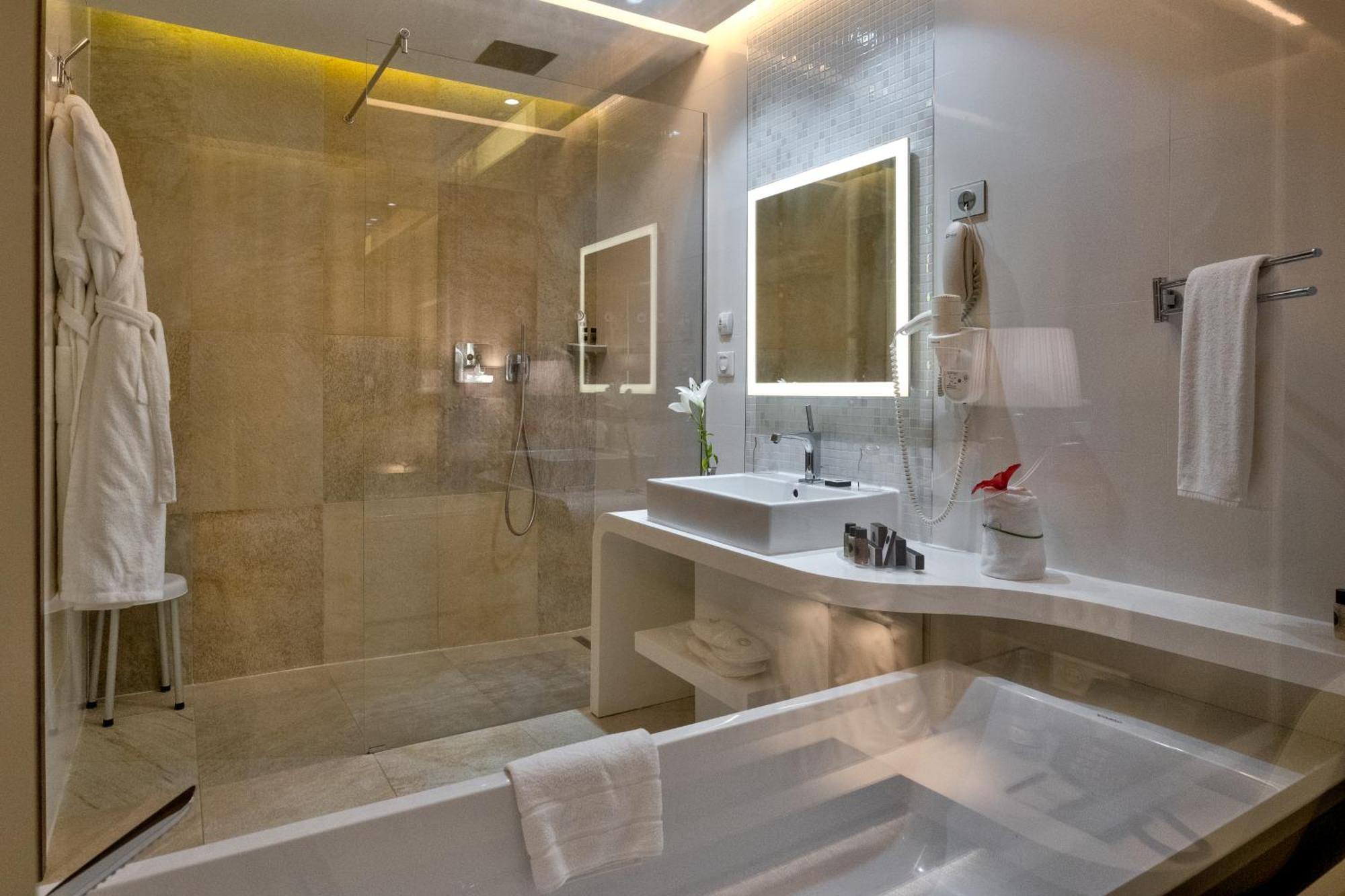 La Cigale Tabarka Hotel Exterior photo Bathroom