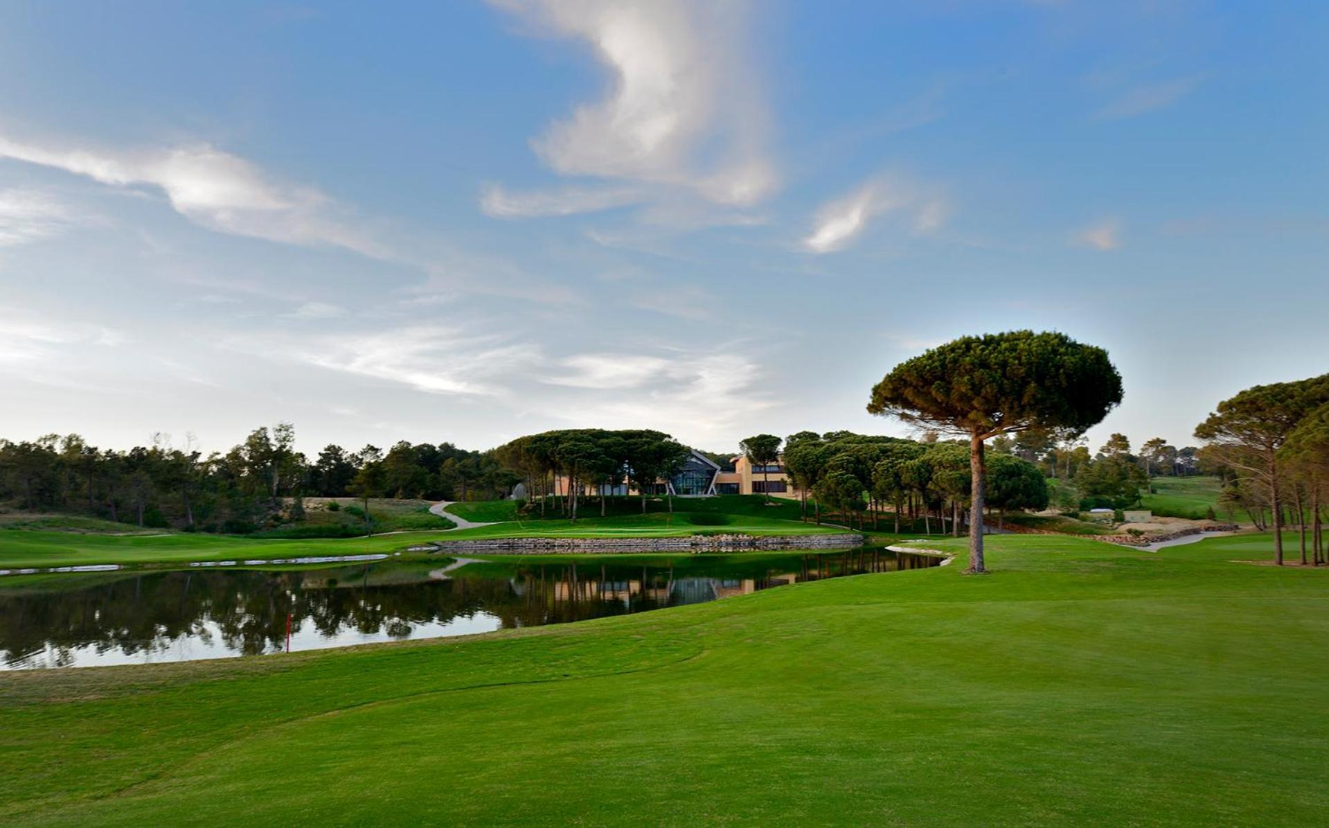 La Cigale Tabarka Hotel Exterior photo Golf course at Quinta do Lago