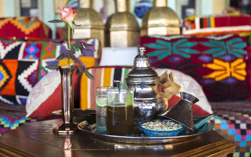 La Cigale Tabarka Hotel Exterior photo Moroccan mint tea